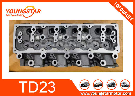 Cabeça de cilindro do motor do ferro fundido para 2,3 litros Nissan TD23